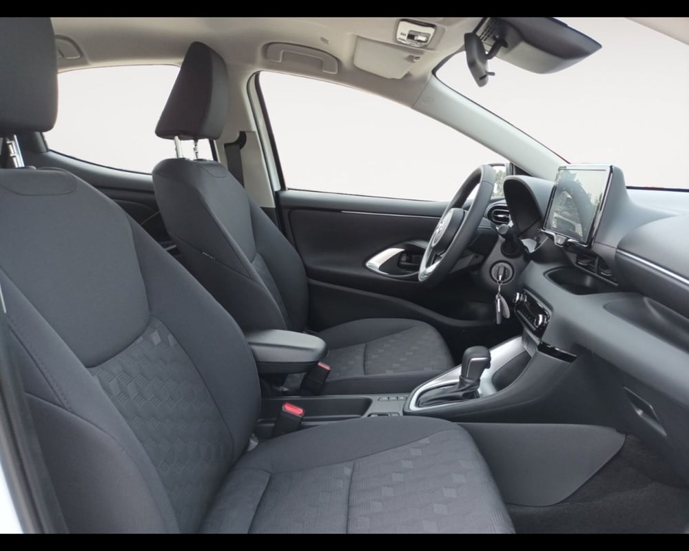 Mazda Mazda2 Hybrid nuova a Ravenna (15)