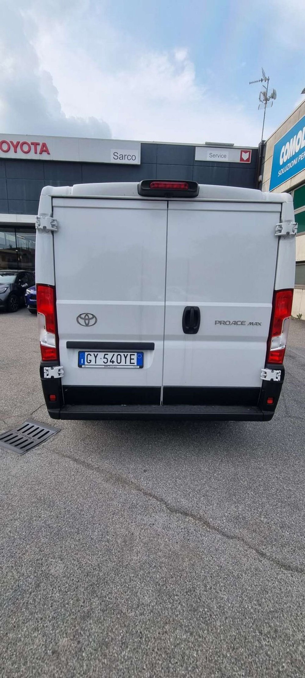 Toyota Proace Max Furgone nuova a Bergamo (3)