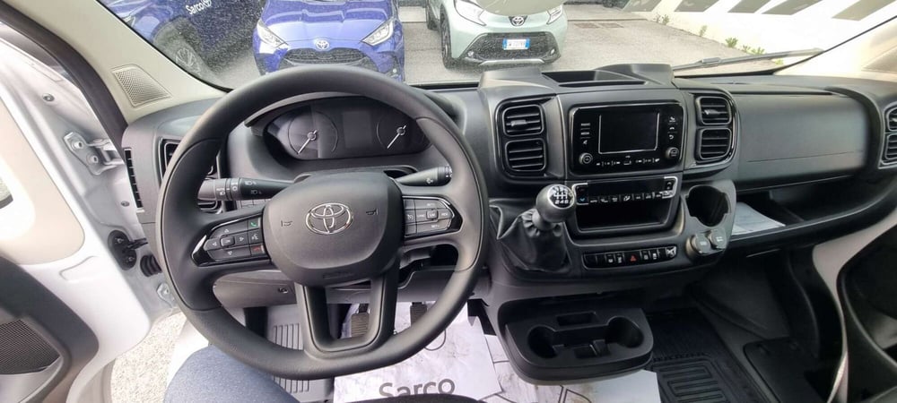 Toyota Proace Max Furgone nuova a Bergamo (7)