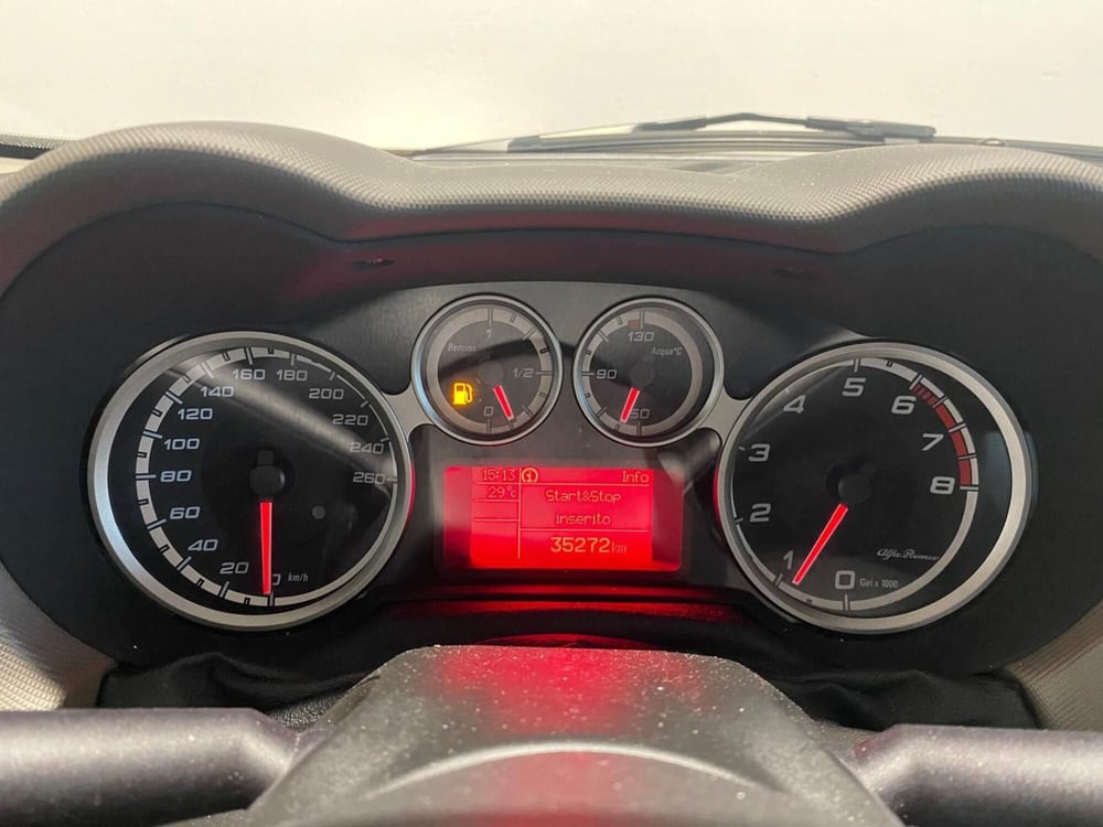 Alfa Romeo MiTo usata a Milano (10)