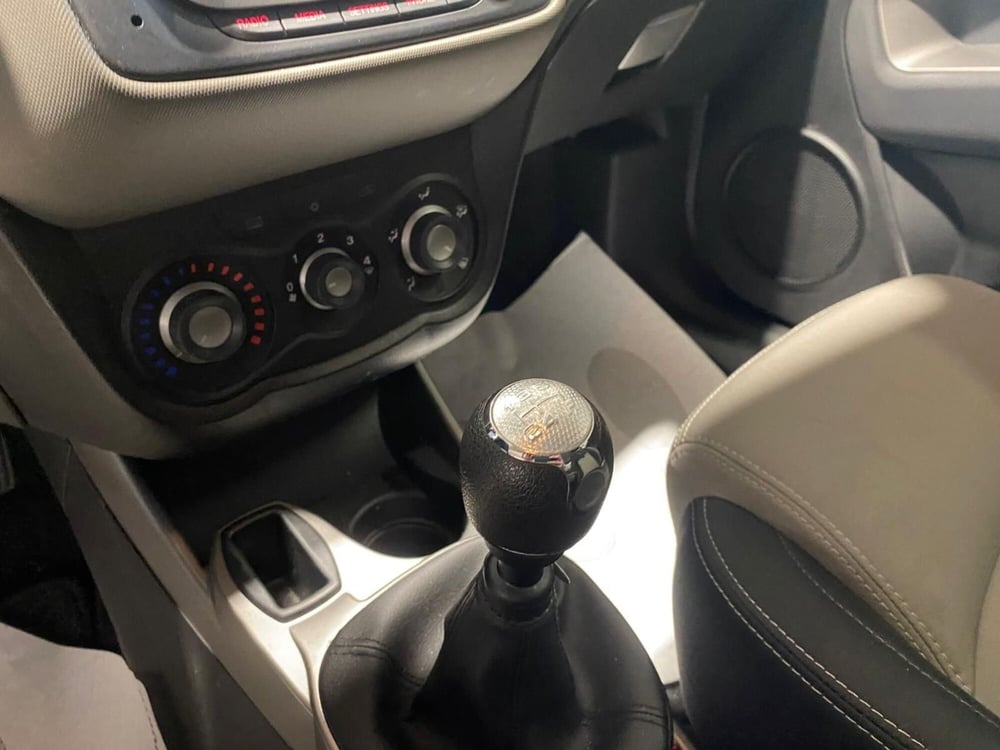 Alfa Romeo MiTo usata a Milano (17)