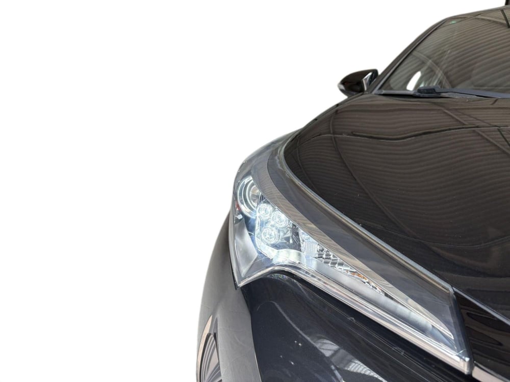 Toyota Toyota C-HR usata a Monza e Brianza (17)