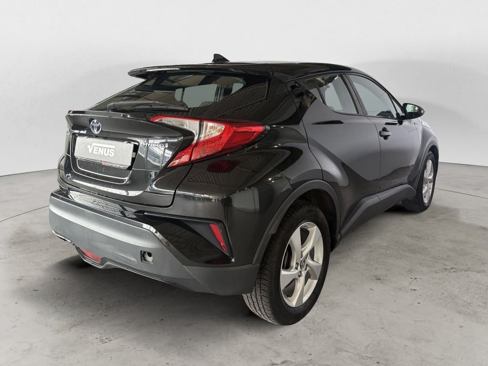 Toyota Toyota C-HR usata a Monza e Brianza (6)