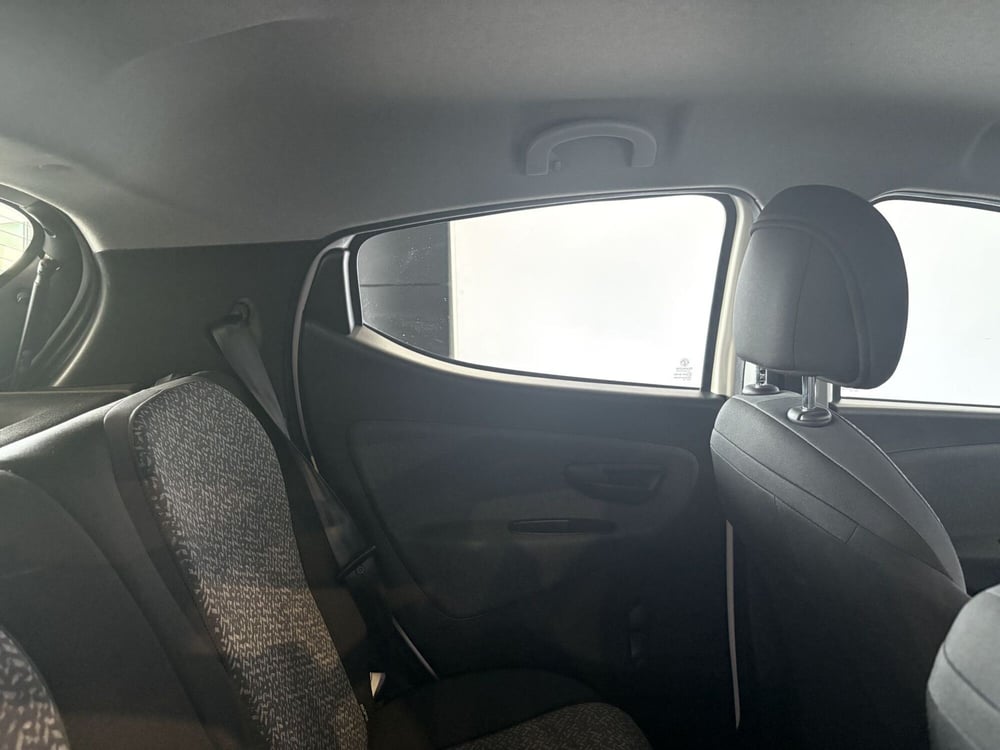 Lancia Ypsilon usata a Monza e Brianza (13)