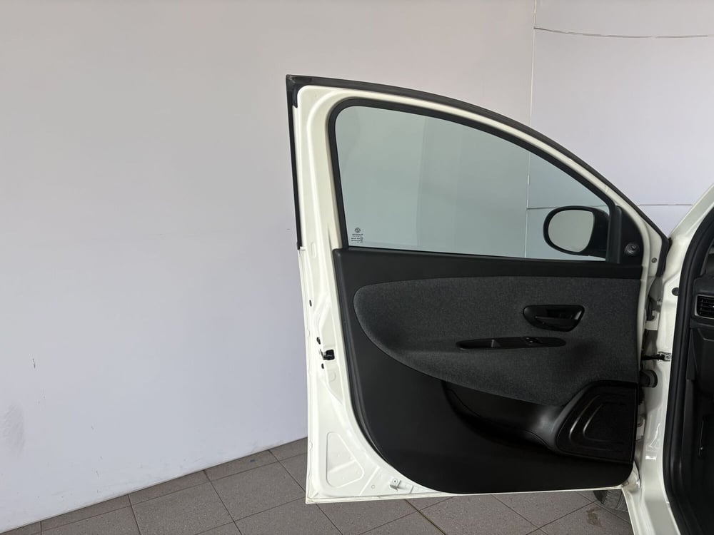 Lancia Ypsilon usata a Monza e Brianza (20)