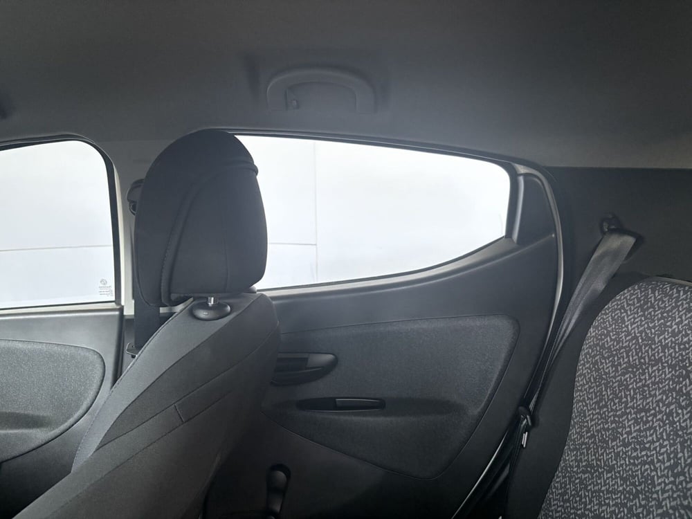 Lancia Ypsilon usata a Monza e Brianza (9)