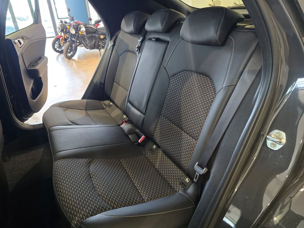 Kia XCeed usata a Rimini (10)
