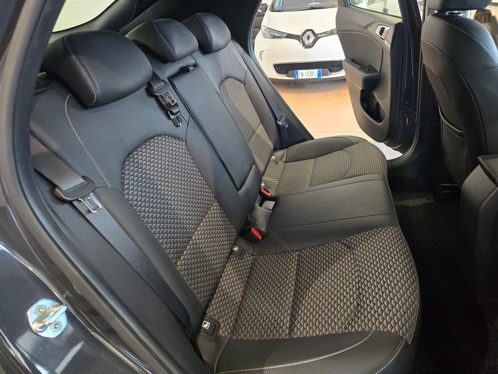 Kia XCeed usata a Rimini (11)