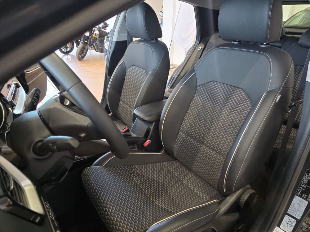 Kia XCeed usata a Rimini (16)