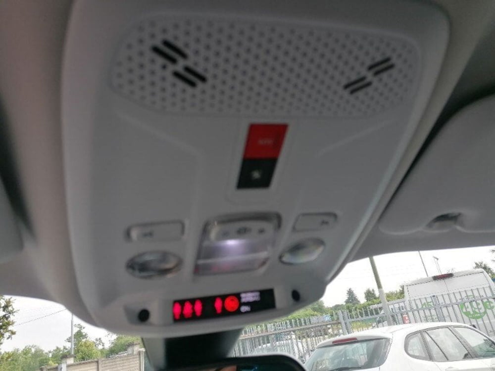 Peugeot 2008 usata a Milano (20)