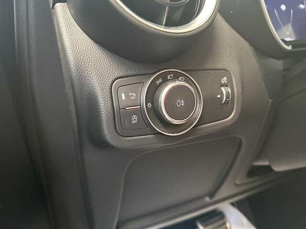 Alfa Romeo Stelvio usata a Ravenna (17)