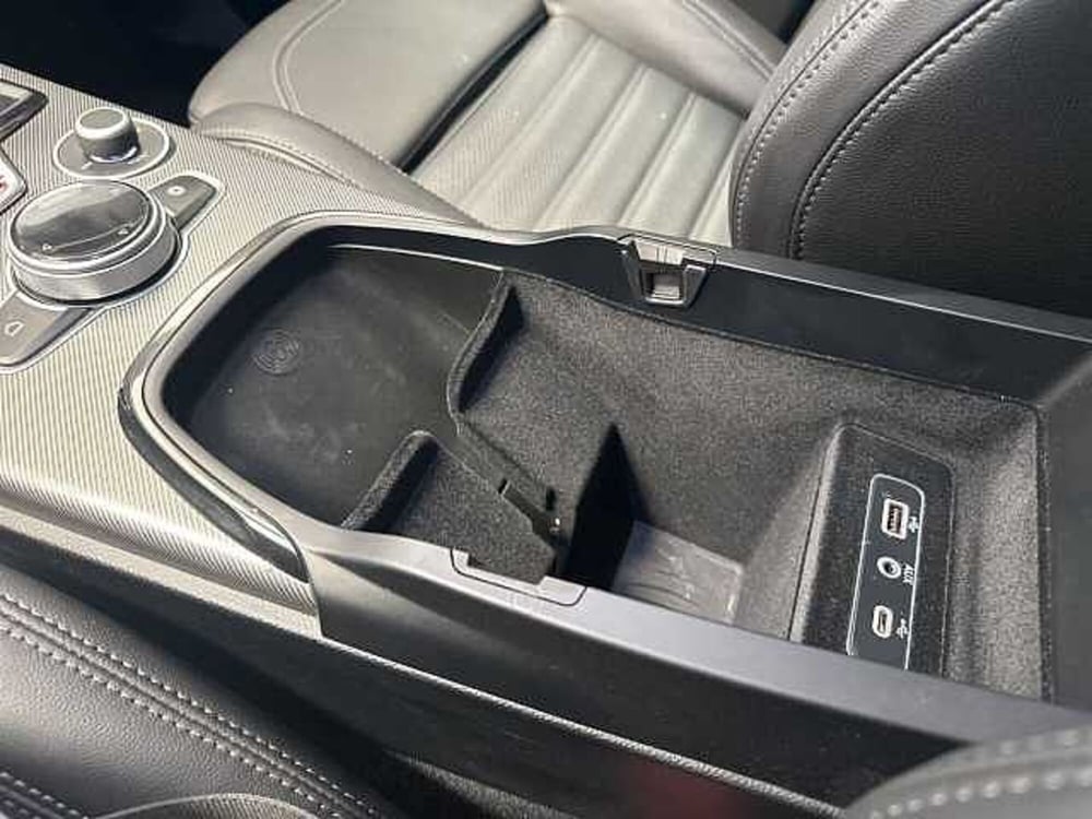 Alfa Romeo Stelvio usata a Ravenna (19)