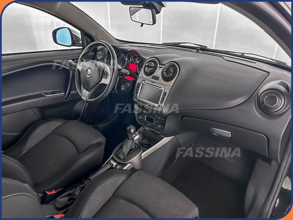 Alfa Romeo MiTo usata a Milano (13)