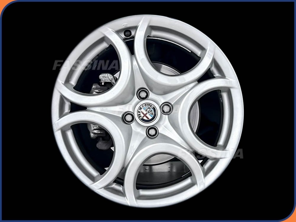 Alfa Romeo MiTo usata a Milano (7)
