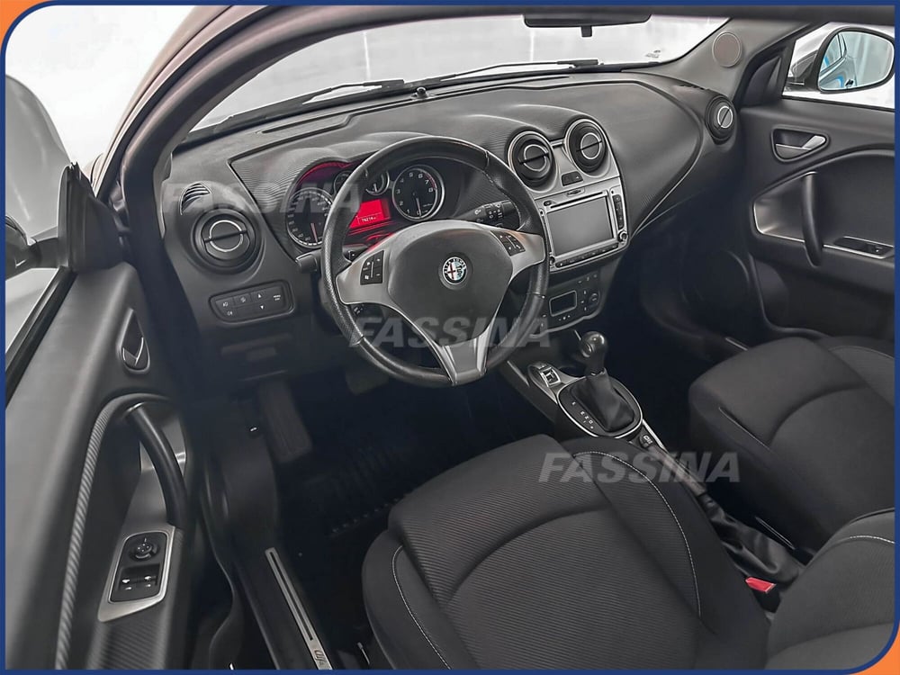 Alfa Romeo MiTo usata a Milano (9)