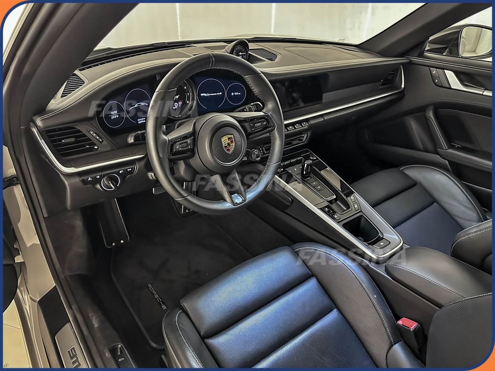 Porsche 911 Coupé usata a Milano (9)
