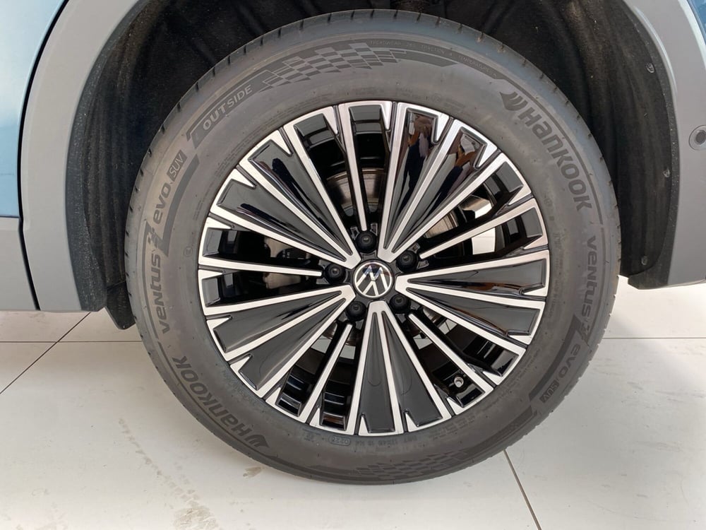 Volkswagen Tiguan nuova a Lodi (12)