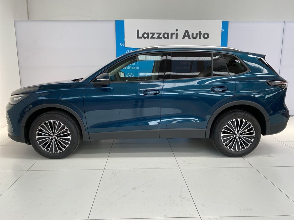 Volkswagen Tiguan nuova a Lodi (2)