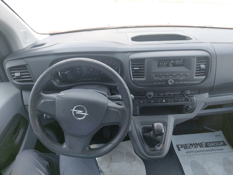 Opel Vivaro Furgone usata a Piacenza (16)