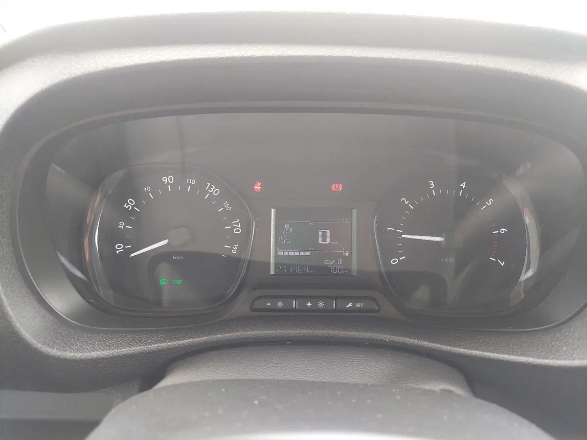 Opel Vivaro Furgone usata a Piacenza (20)