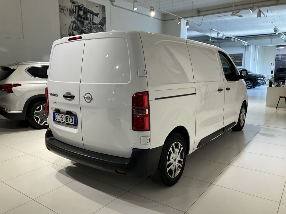 Opel Vivaro Furgone usata a Parma (6)