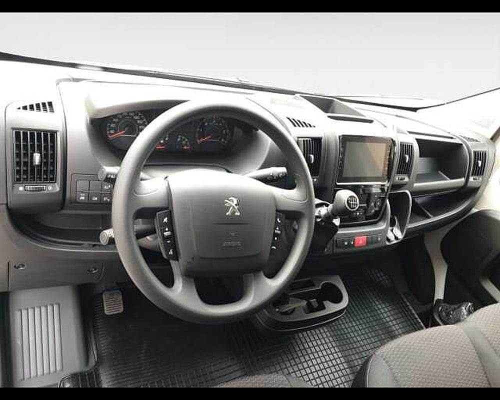 Peugeot Boxer nuova a Cuneo (13)