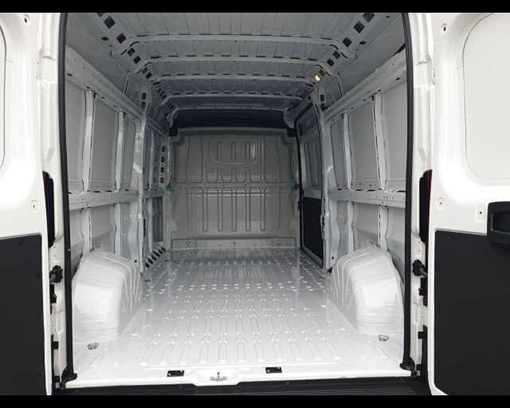 Peugeot Boxer nuova a Cuneo (7)