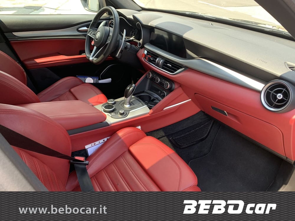 Alfa Romeo Stelvio usata a Torino (10)