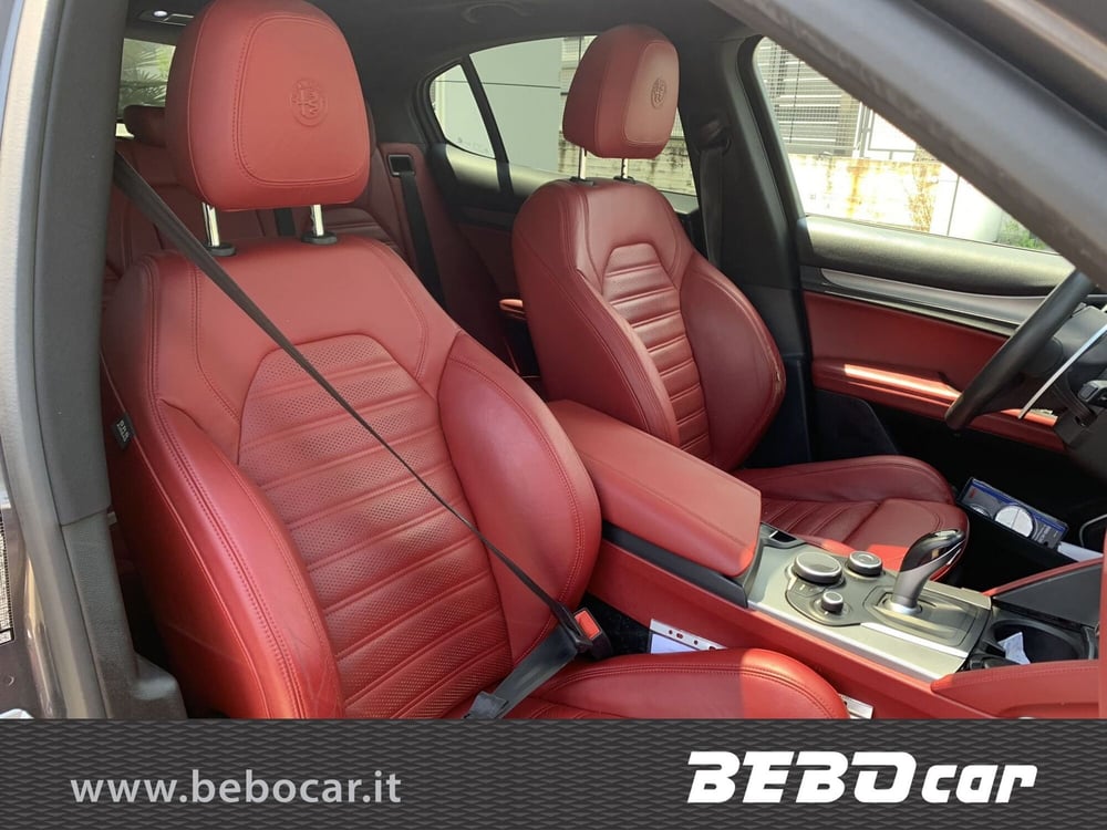 Alfa Romeo Stelvio usata a Torino (11)