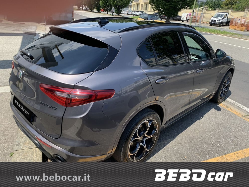 Alfa Romeo Stelvio usata a Torino (7)