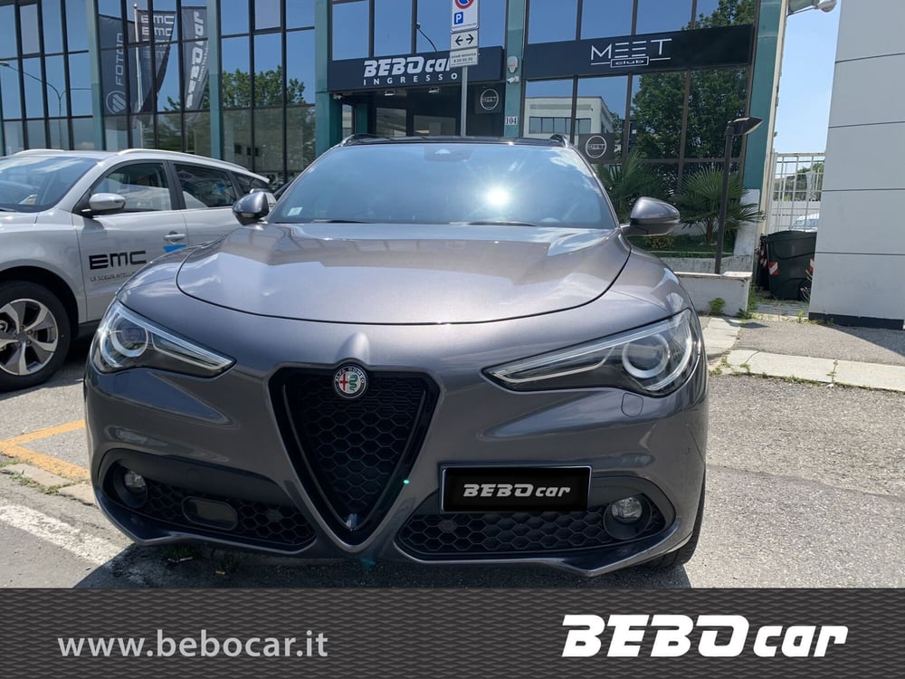 Alfa Romeo Stelvio usata a Torino (9)