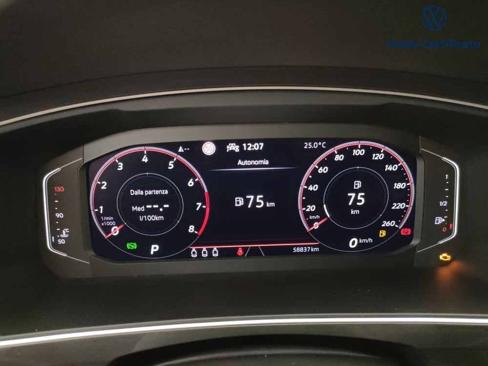 Volkswagen Tiguan usata a Varese (13)