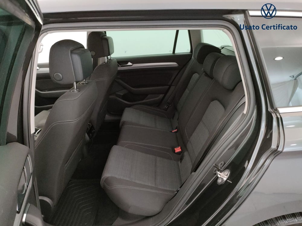 Volkswagen Passat Variant usata a Varese (11)