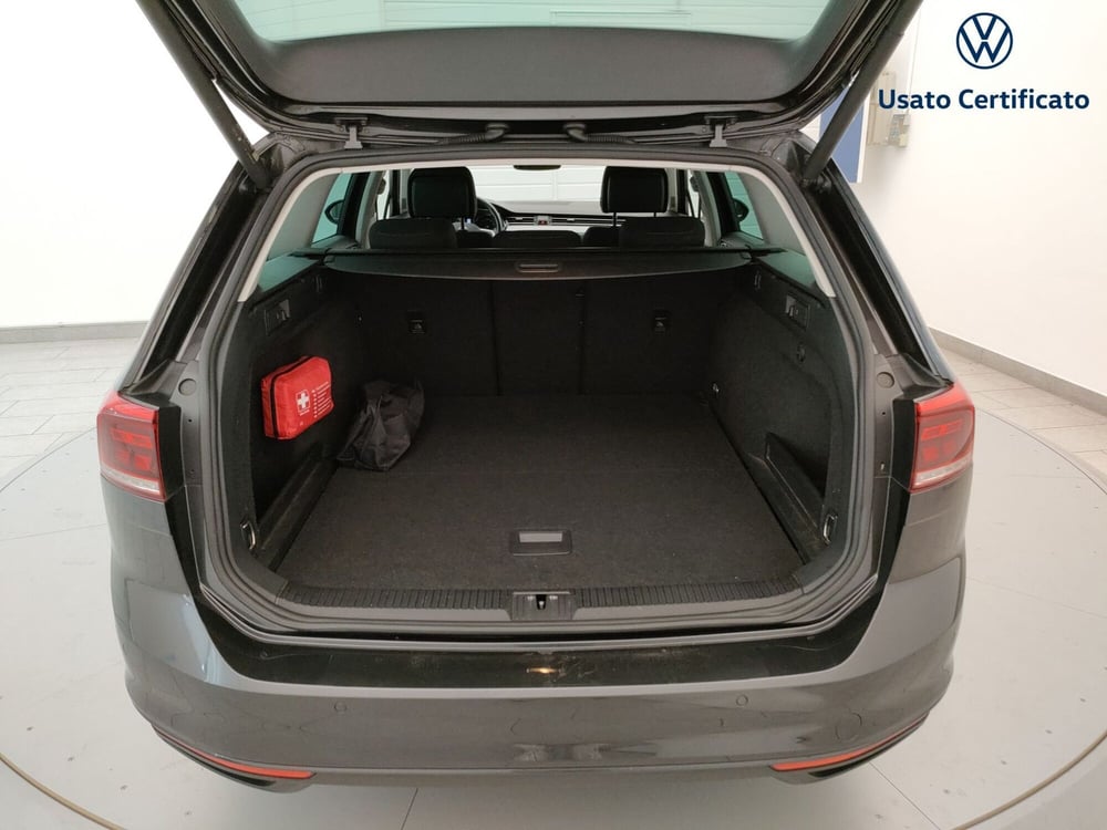 Volkswagen Passat Variant usata a Varese (9)