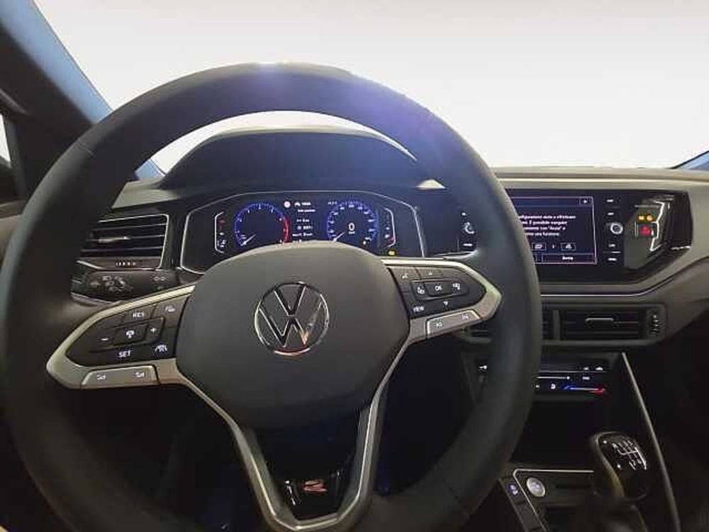 Volkswagen Taigo nuova a Lecco (11)