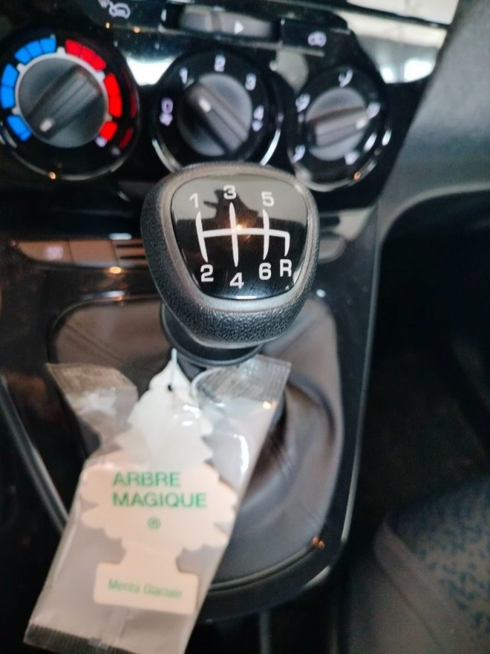 Lancia Ypsilon usata a Forlì-Cesena (20)
