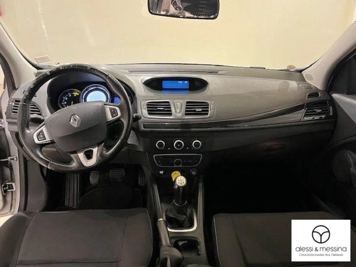 Renault Mégane SporTour usata a Catania (8)