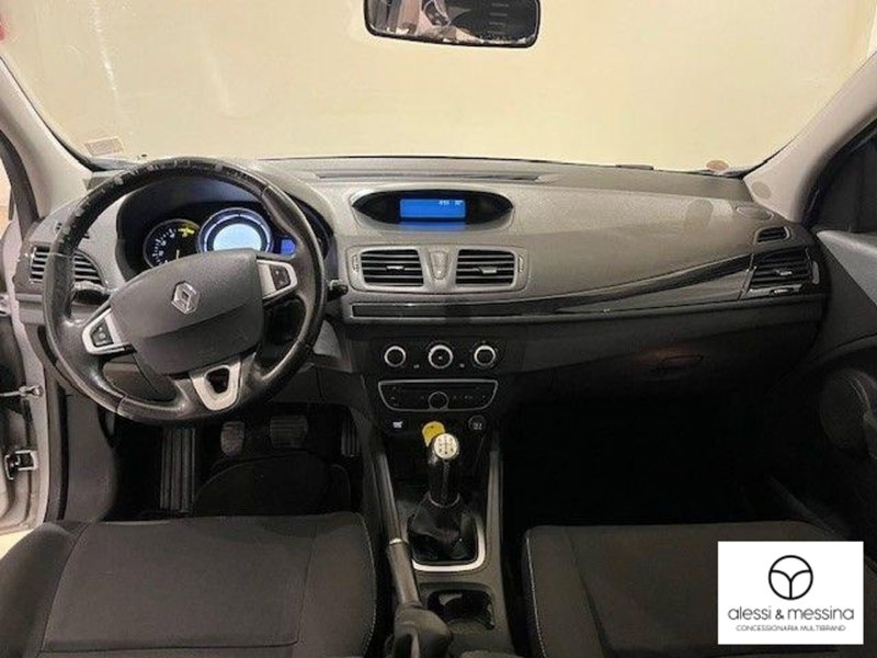 Renault Mégane SporTour usata a Catania (8)