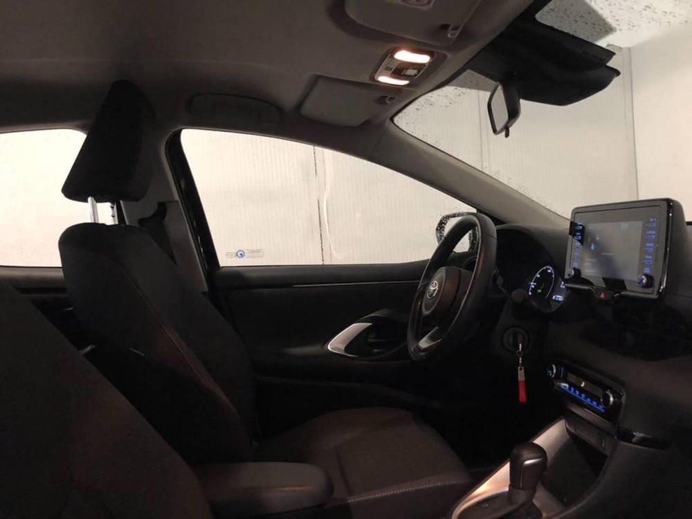 Toyota Yaris Cross usata a Torino (7)