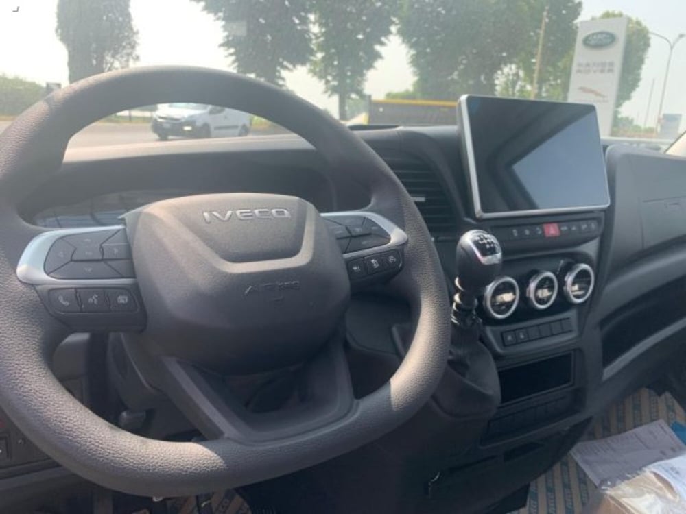 Iveco Daily Telaio nuova a Lucca (9)