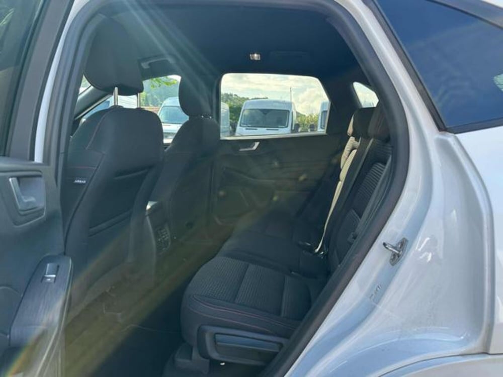 Ford Kuga usata a Lucca (8)