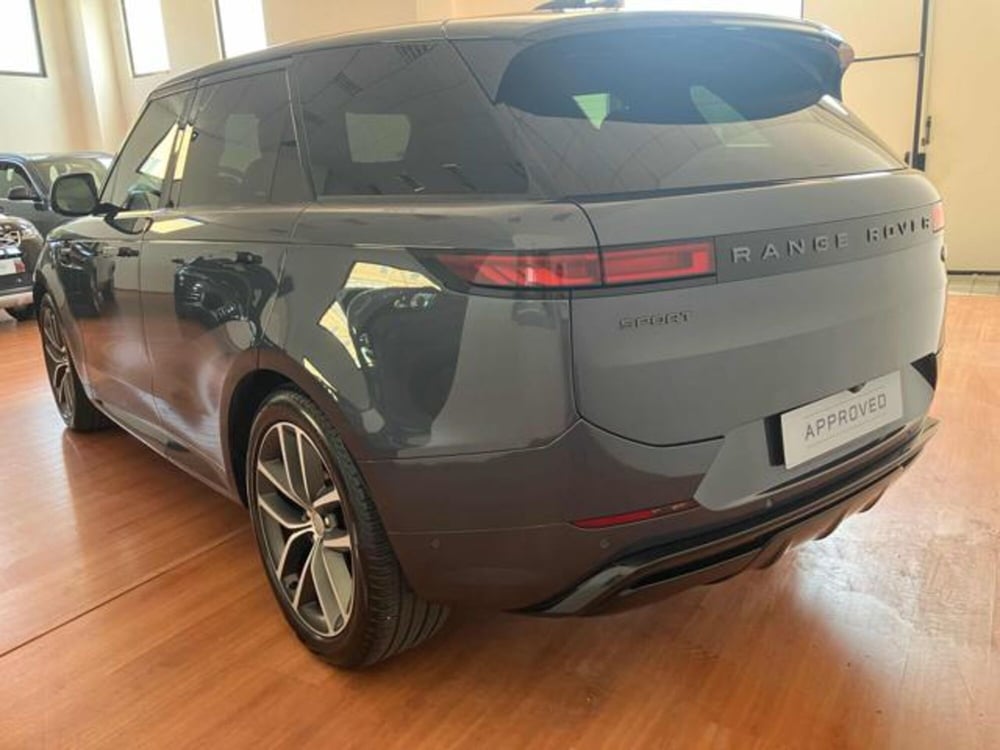 Land Rover Range Rover Sport usata a Lucca (3)