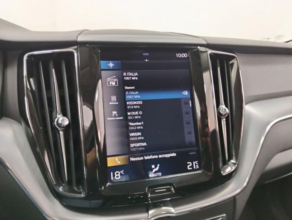 Volvo XC60 usata a Como (13)
