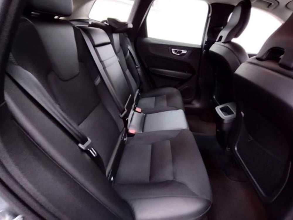 Volvo XC60 usata a Como (5)