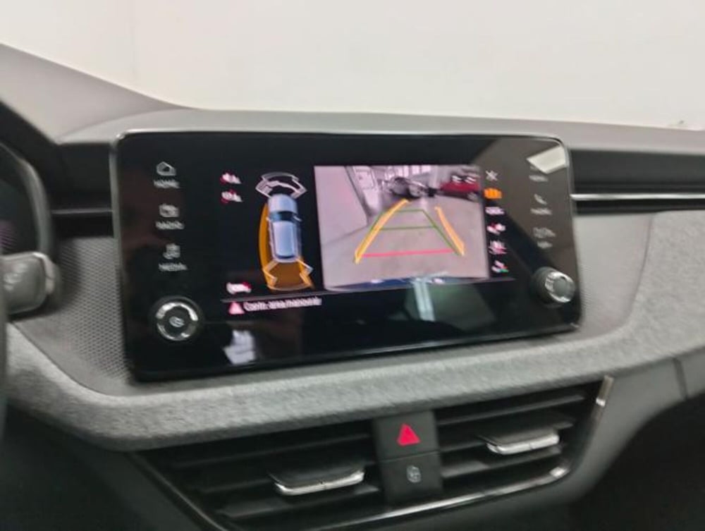 Skoda Kamiq usata a Como (16)