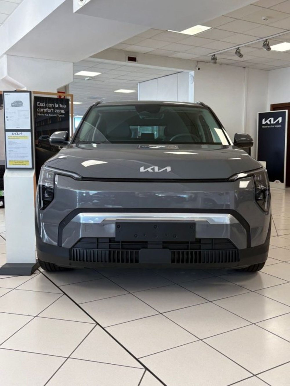 Kia EV3 nuova a Como (2)
