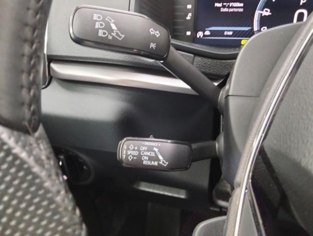 Skoda Karoq usata a Como (11)