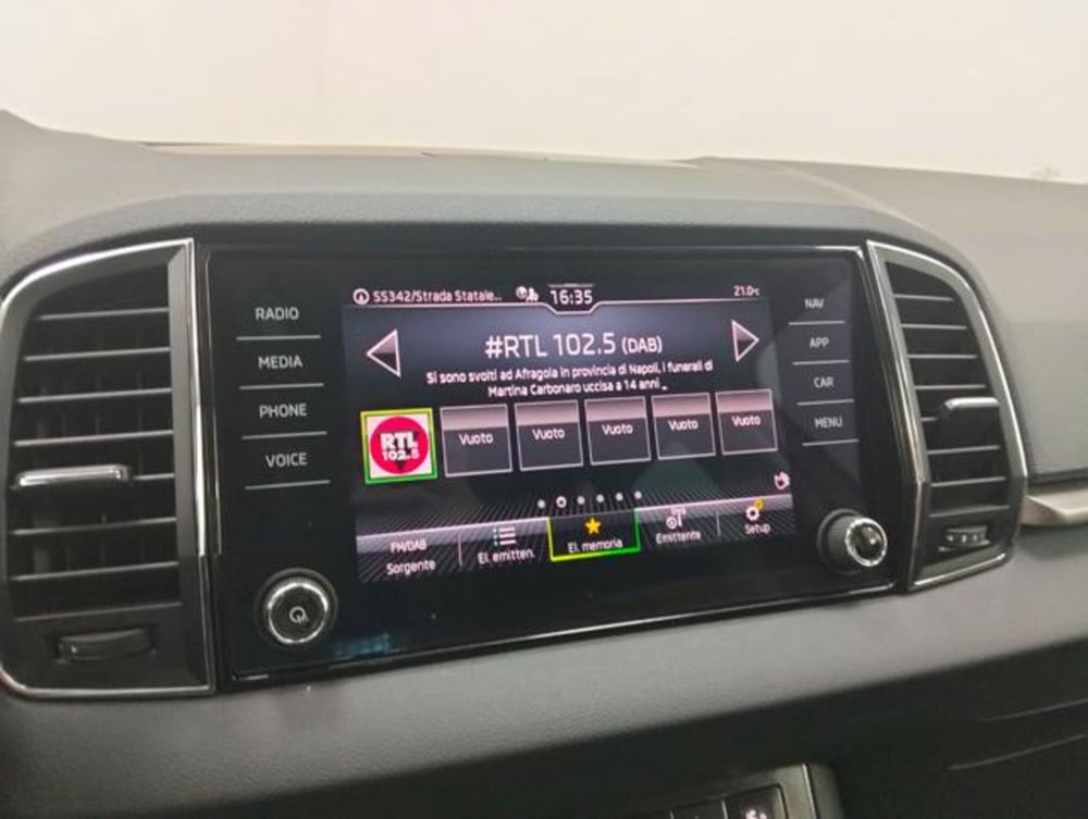 Skoda Karoq usata a Como (13)