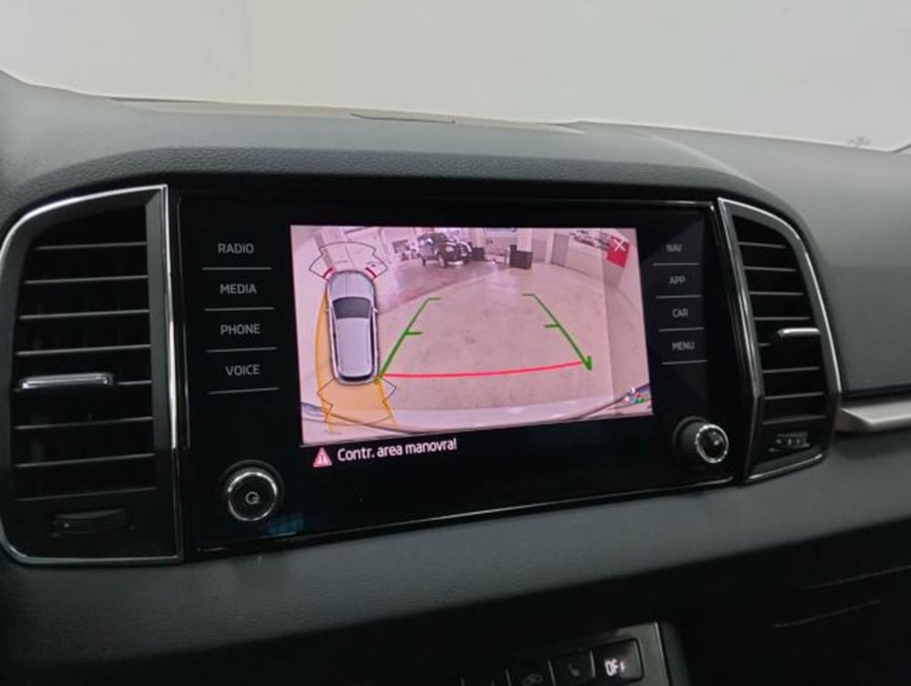 Skoda Karoq usata a Como (17)