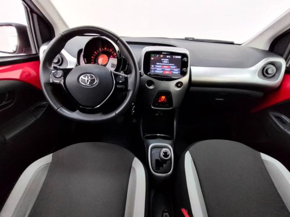 Toyota Aygo usata a Como (4)